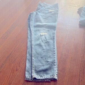 Jessica Simpson weekend relax, fit jeans